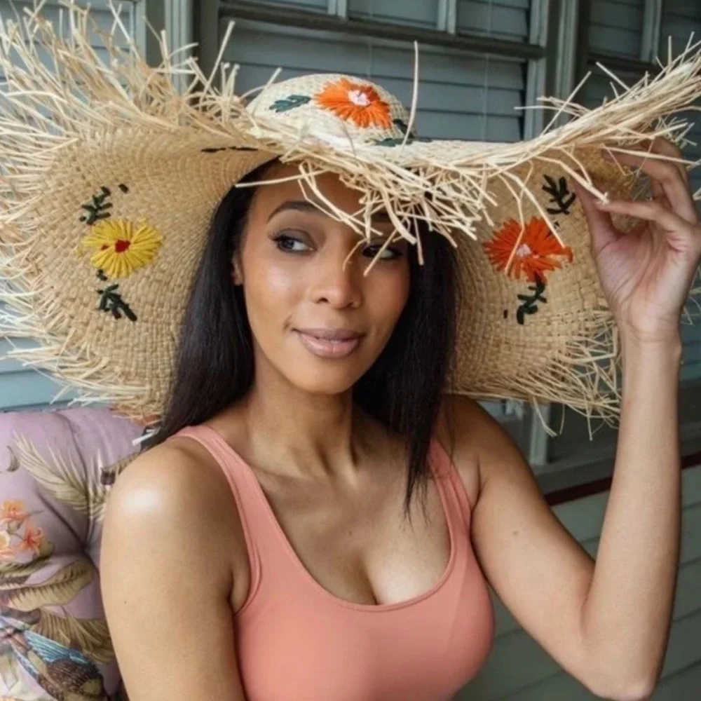 NEW HAT ATTACK CHARLOTTE SUNHAT - Picture 5 of 5